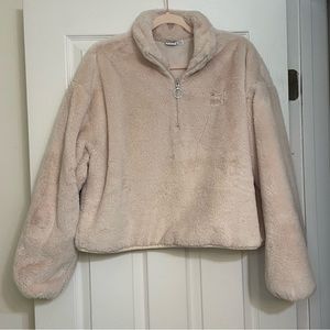 Puma Faux Fur Pullover Size Large